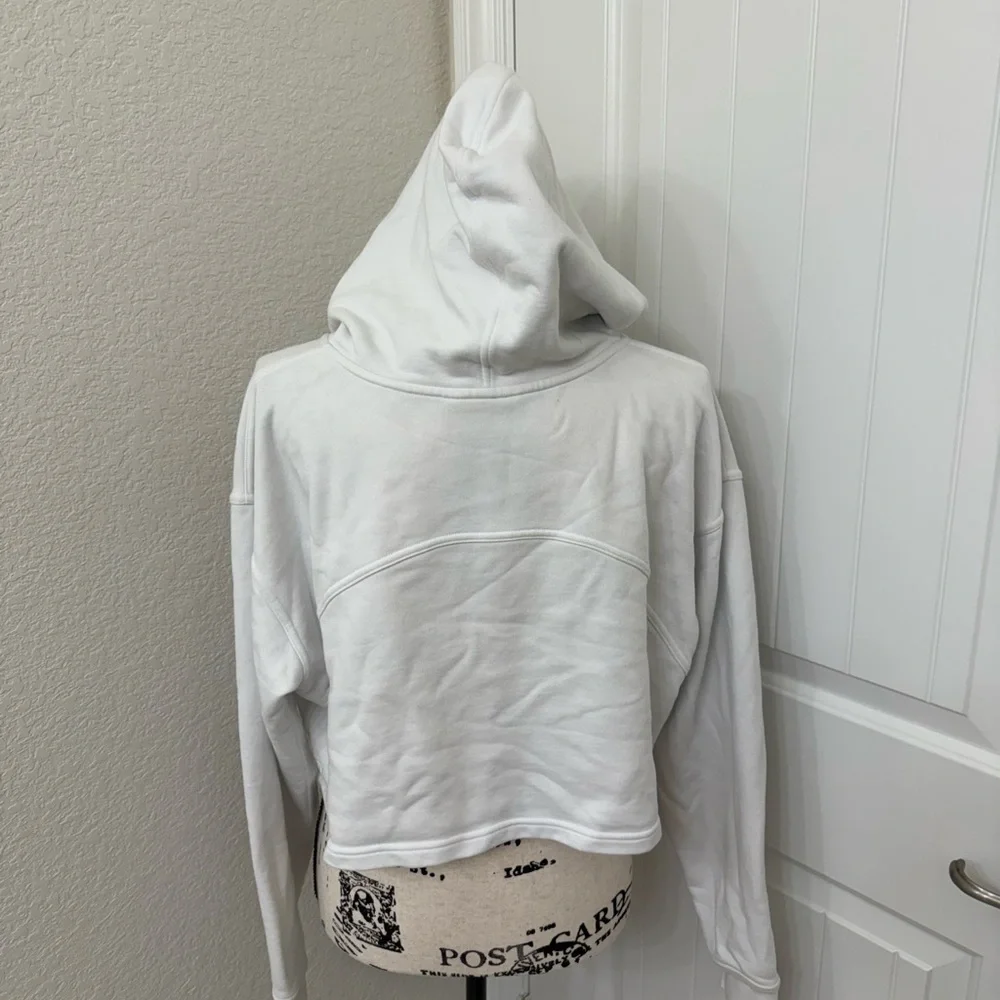 Lululemon Athletica All Yours White Cropped Sweatshirt hoodie sz 18